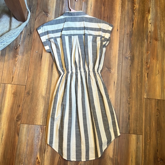 Cotton Dress - Picture 4 of 4